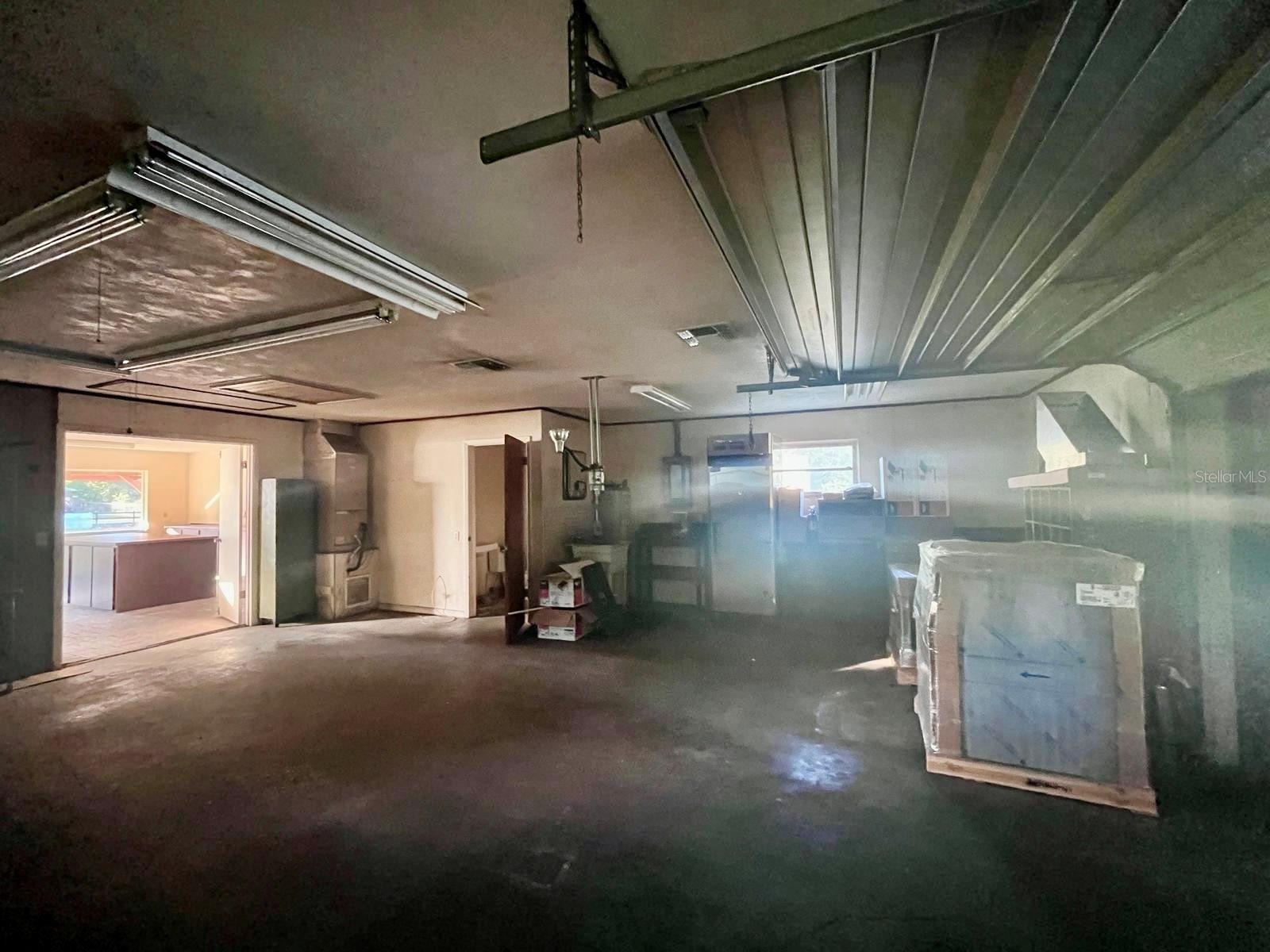 Listing photo id 8 for 7103 Carl G Rose Highway