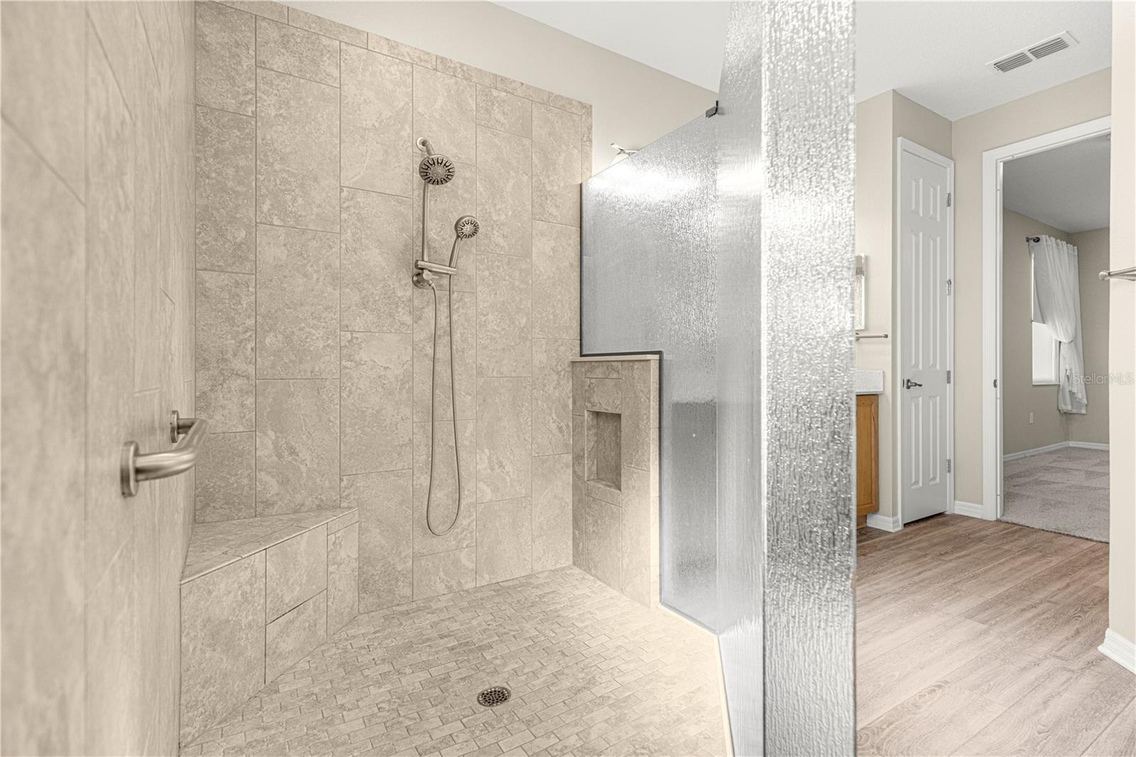 Image 27 of 29 For 10597 90th Street Road