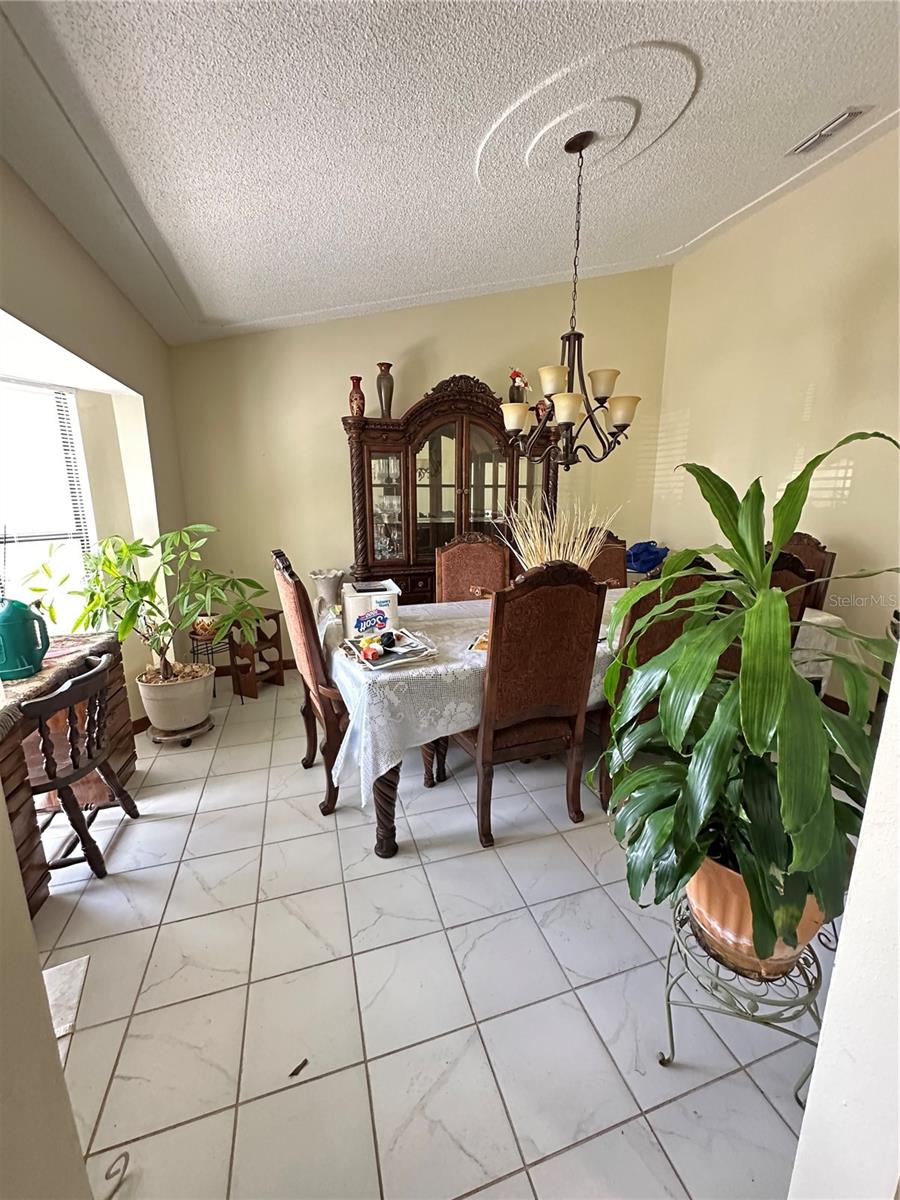 Image 17 of 28 For 13506 43rd Circle