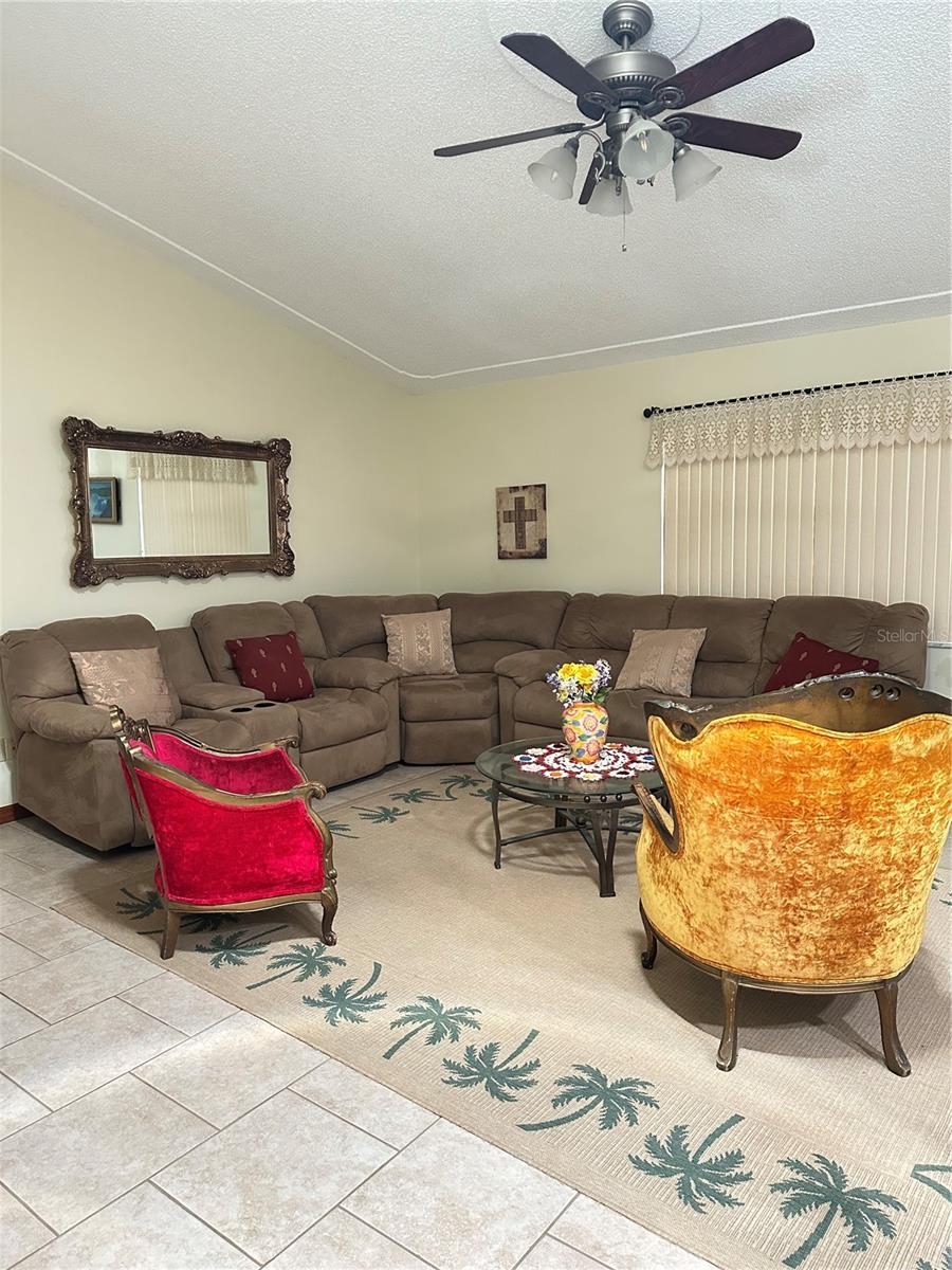 Image 7 of 28 For 13506 43rd Circle