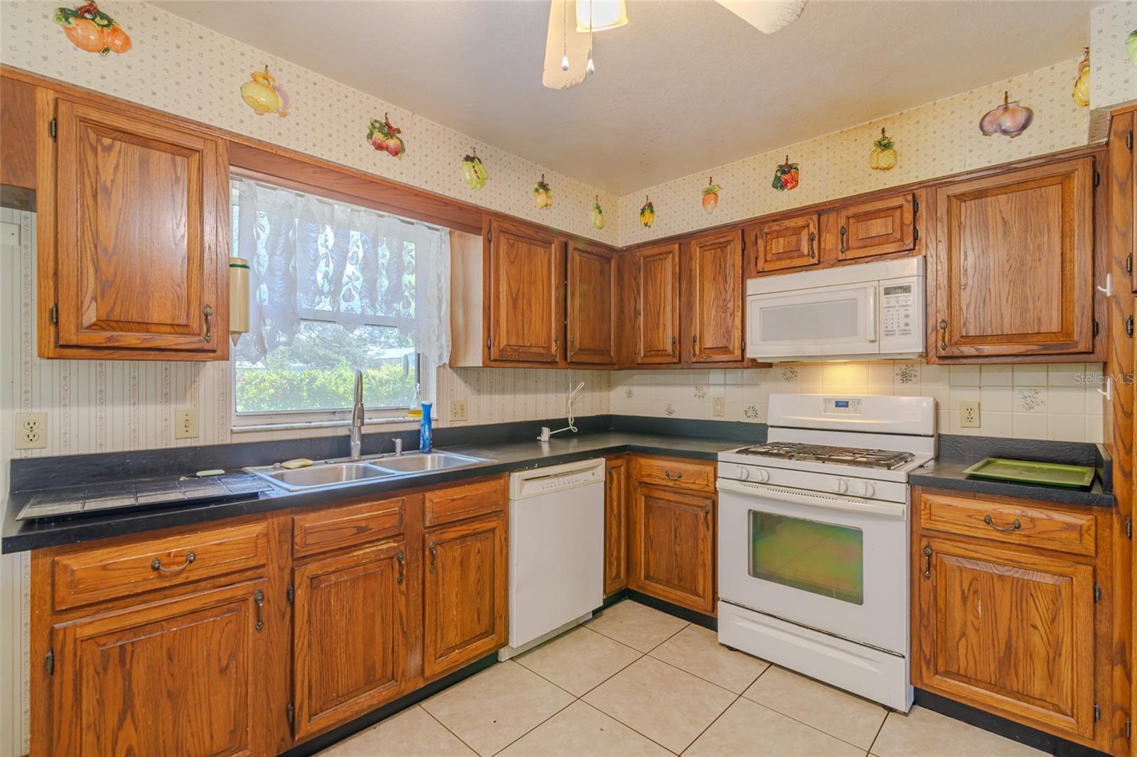 Image 24 of 39 For 6773 87th Street