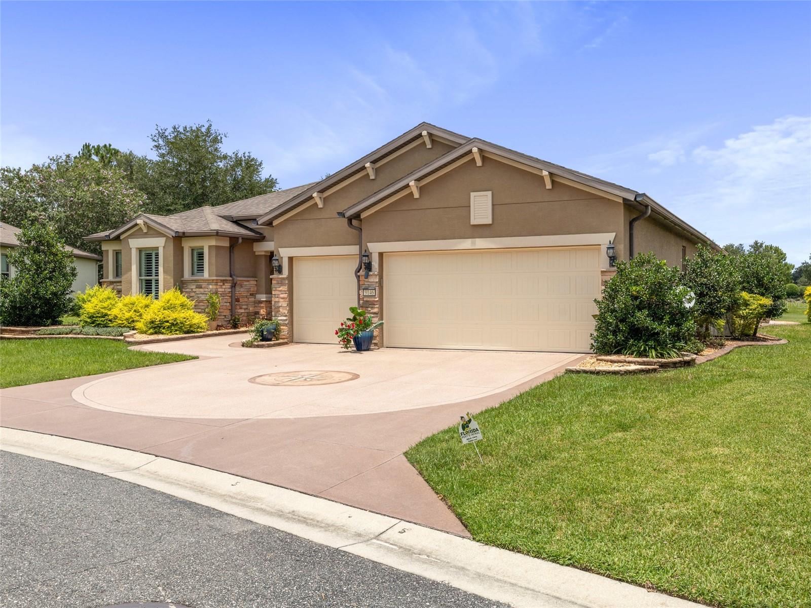 Image 4 of 60 For 9146 65th Loop