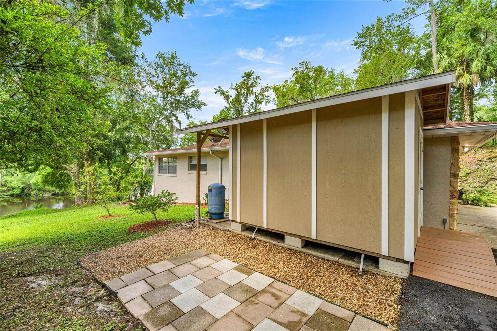 Image 55 of 67 For 19620 Fox Trail