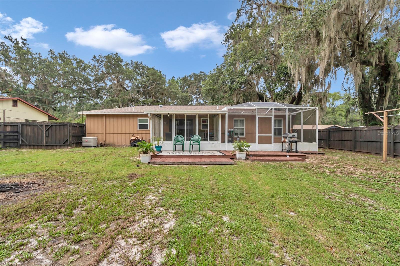 Image 10 of 57 For 5221 113th Street