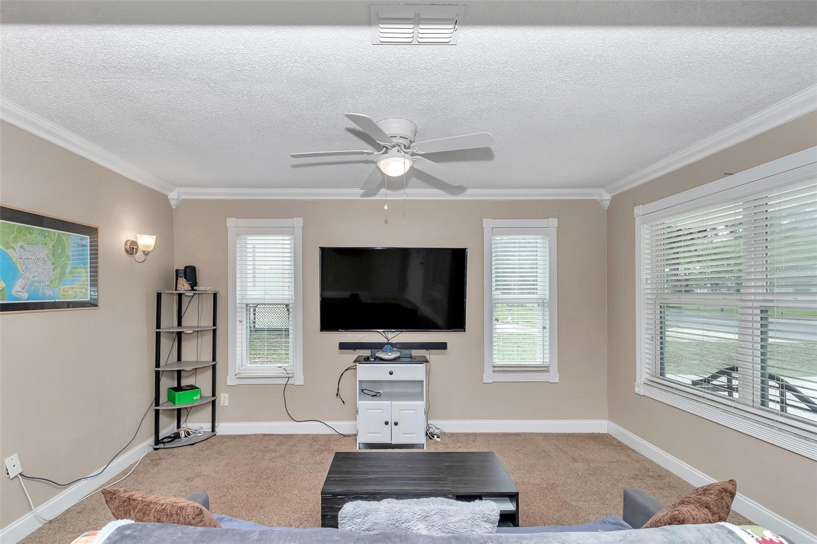 Image 16 of 57 For 5221 113th Street