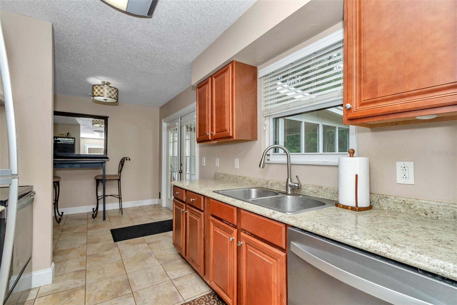 Image 23 of 57 For 5221 113th Street