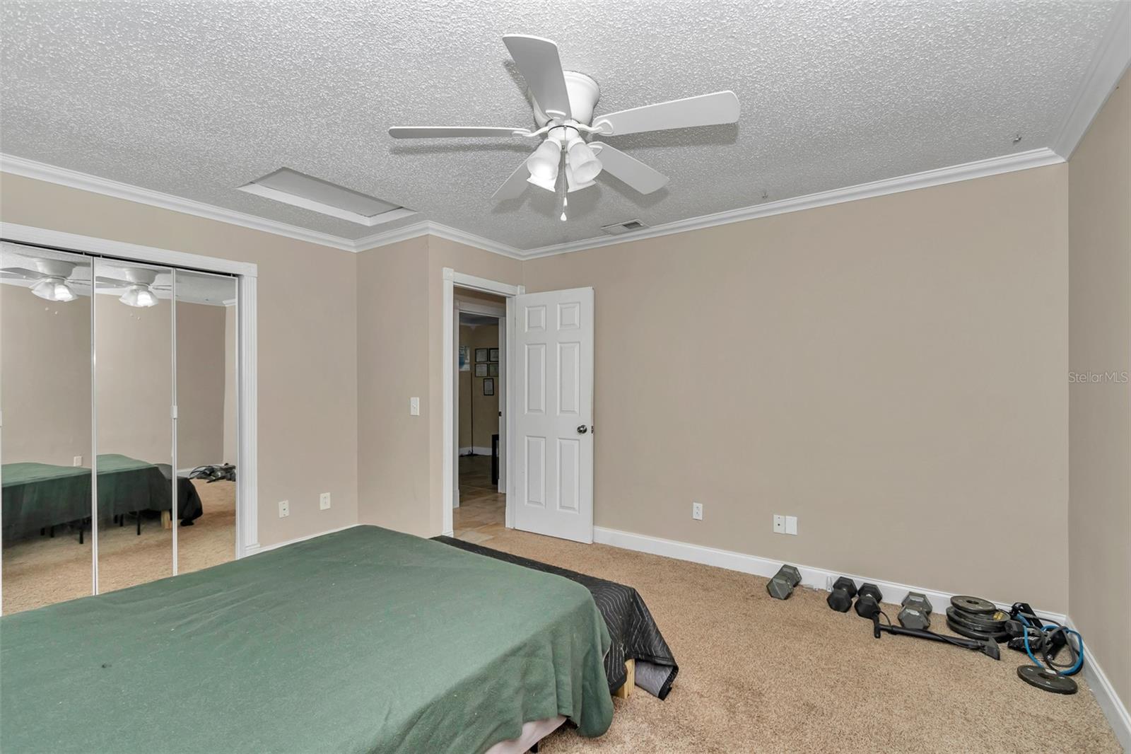 Image 33 of 57 For 5221 113th Street
