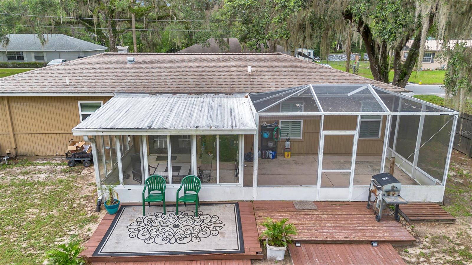 Image 43 of 57 For 5221 113th Street