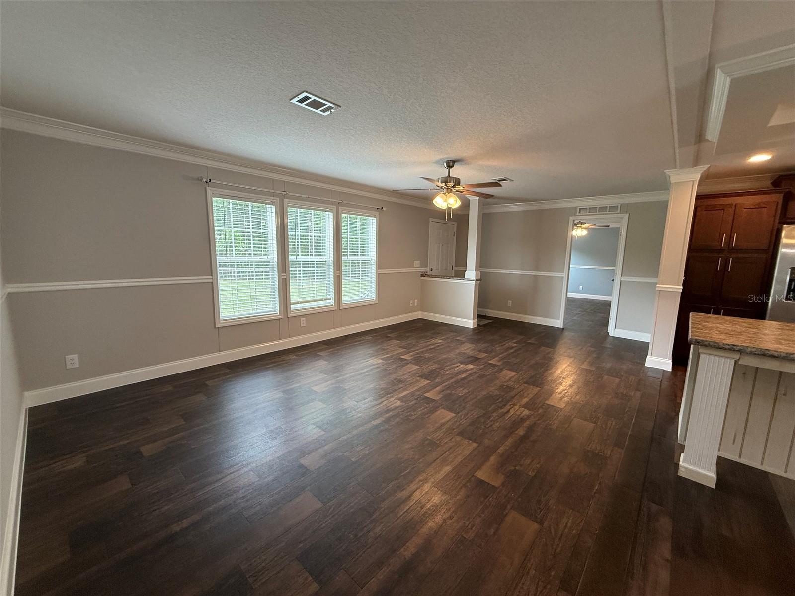 Image 26 of 61 For 4012 150th Street