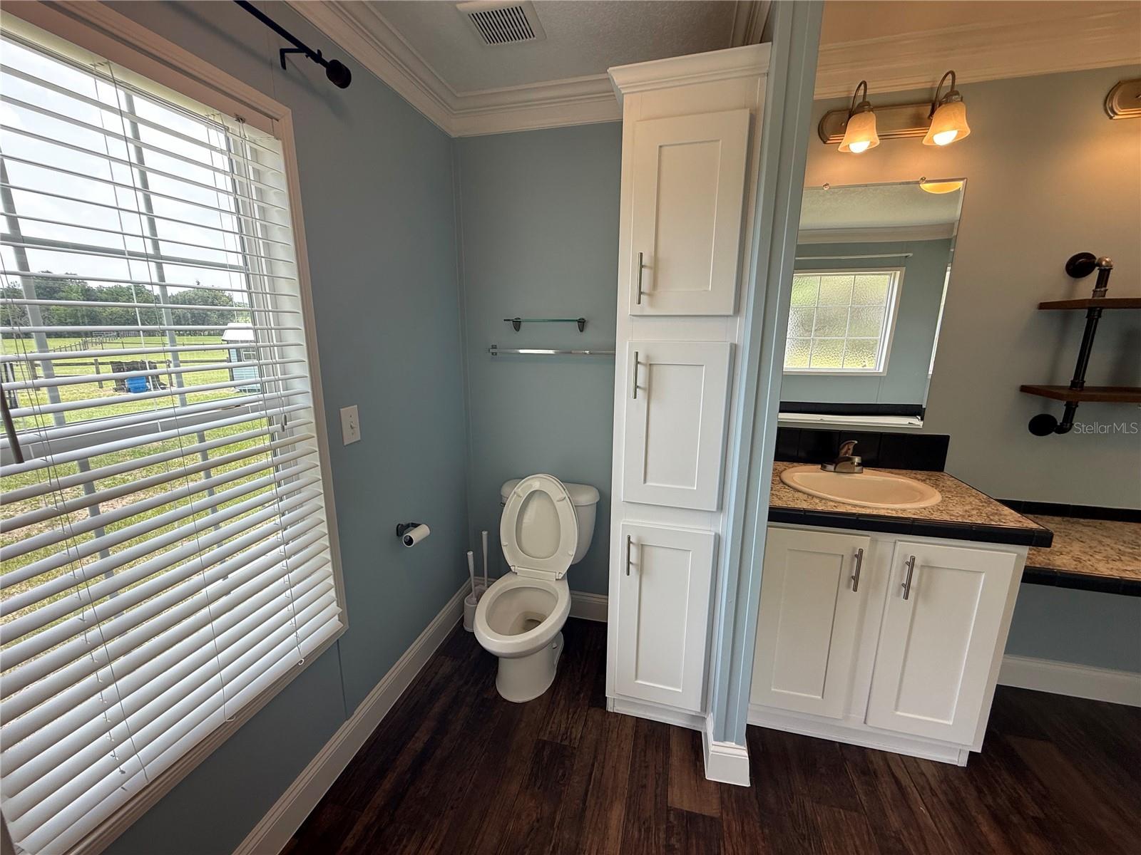 Image 38 of 61 For 4012 150th Street