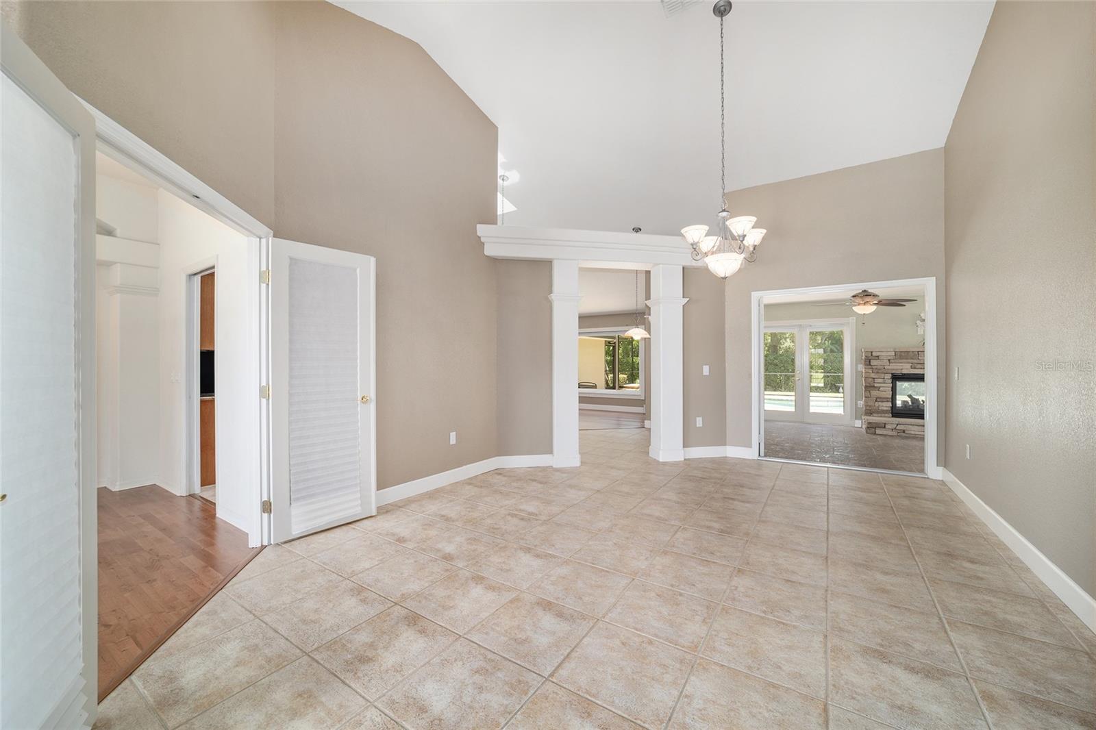 Image 18 of 75 For 2908 22nd Avenue