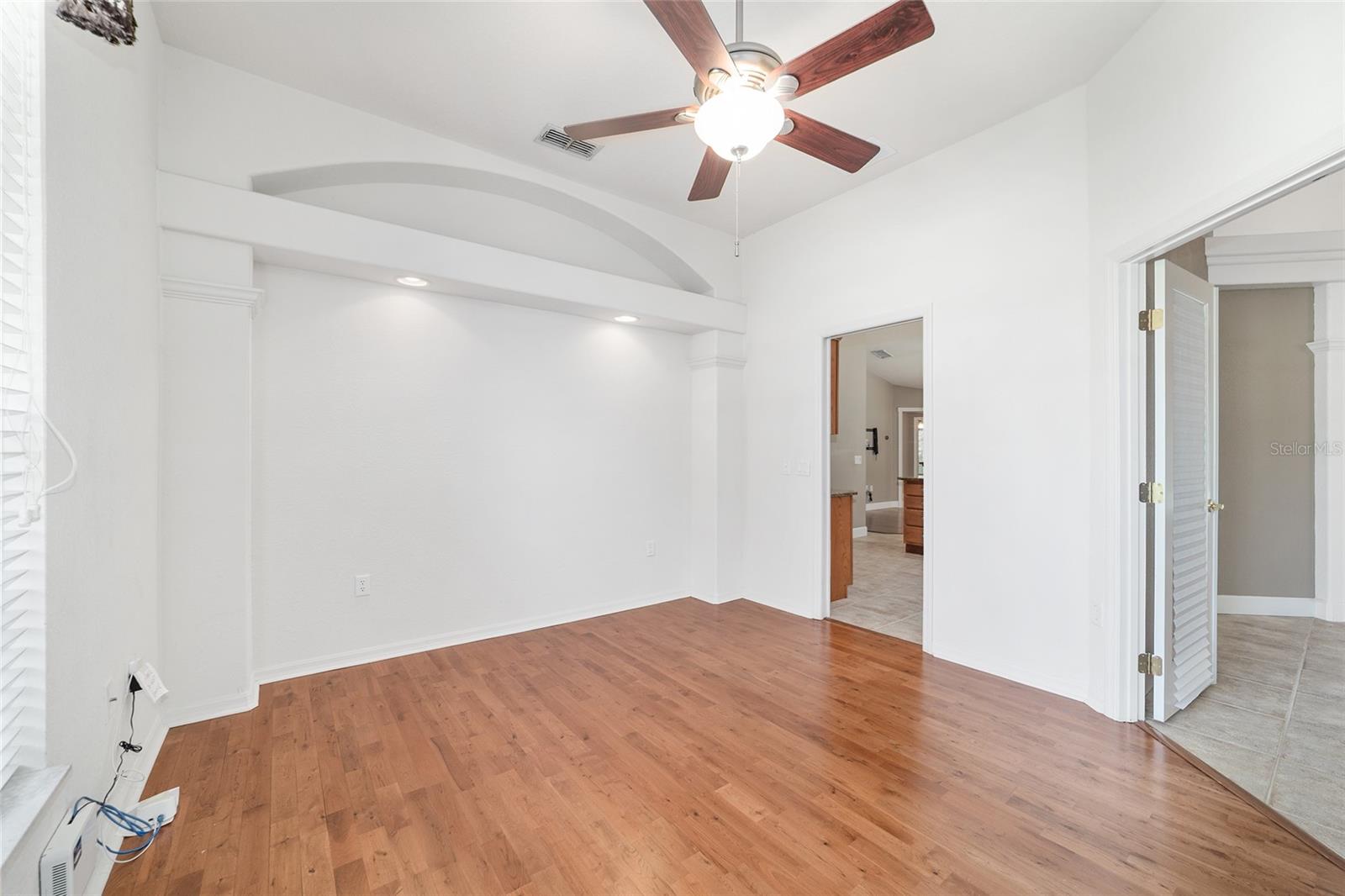 Image 36 of 75 For 2908 22nd Avenue