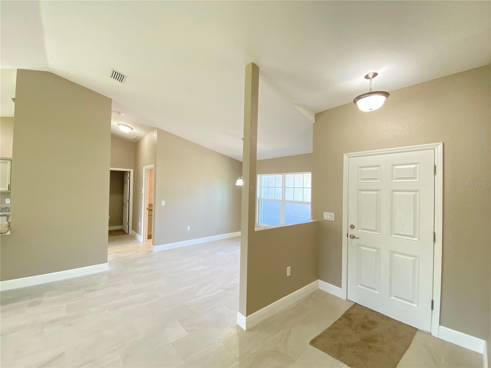 Image 3 of 40 For 10121 67th Terrace