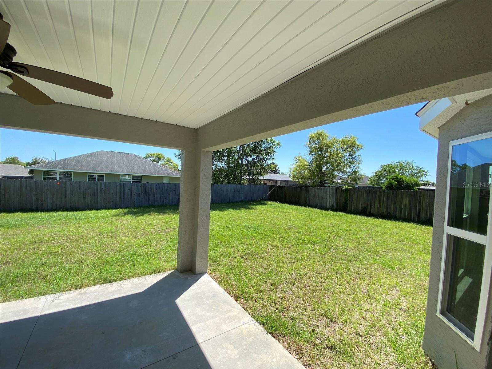 Image 38 of 40 For 10121 67th Terrace