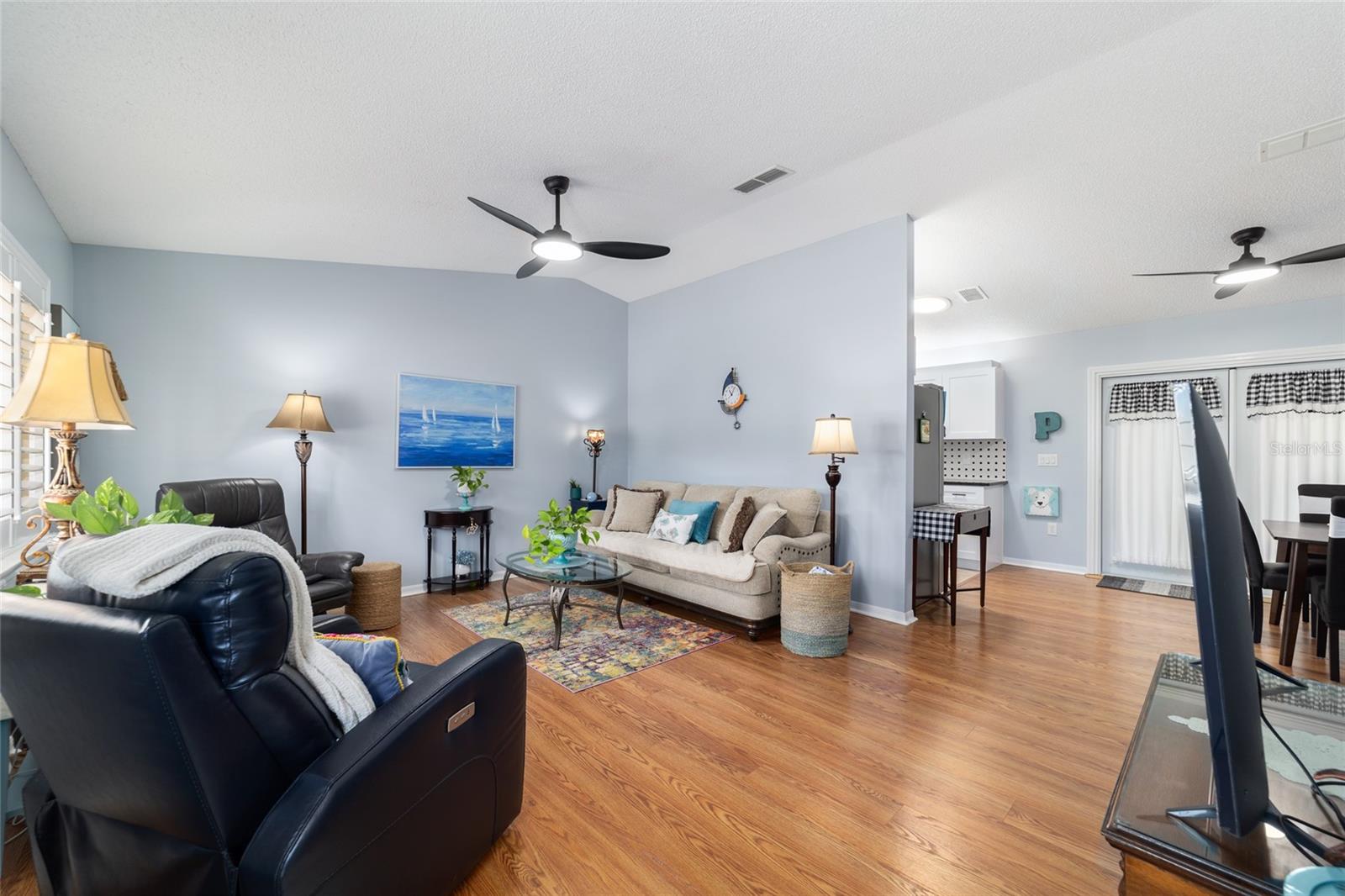 Image 7 of 53 For 17835 95th Circle