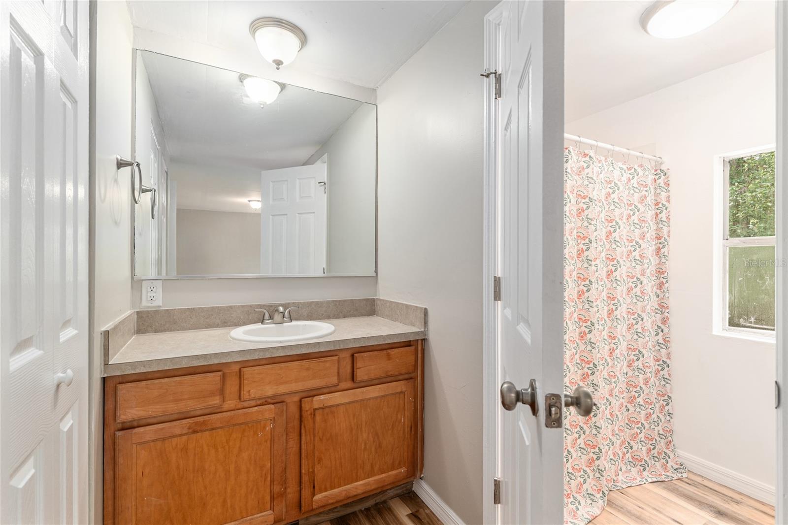 Image 36 of 77 For 1131 112th Avenue