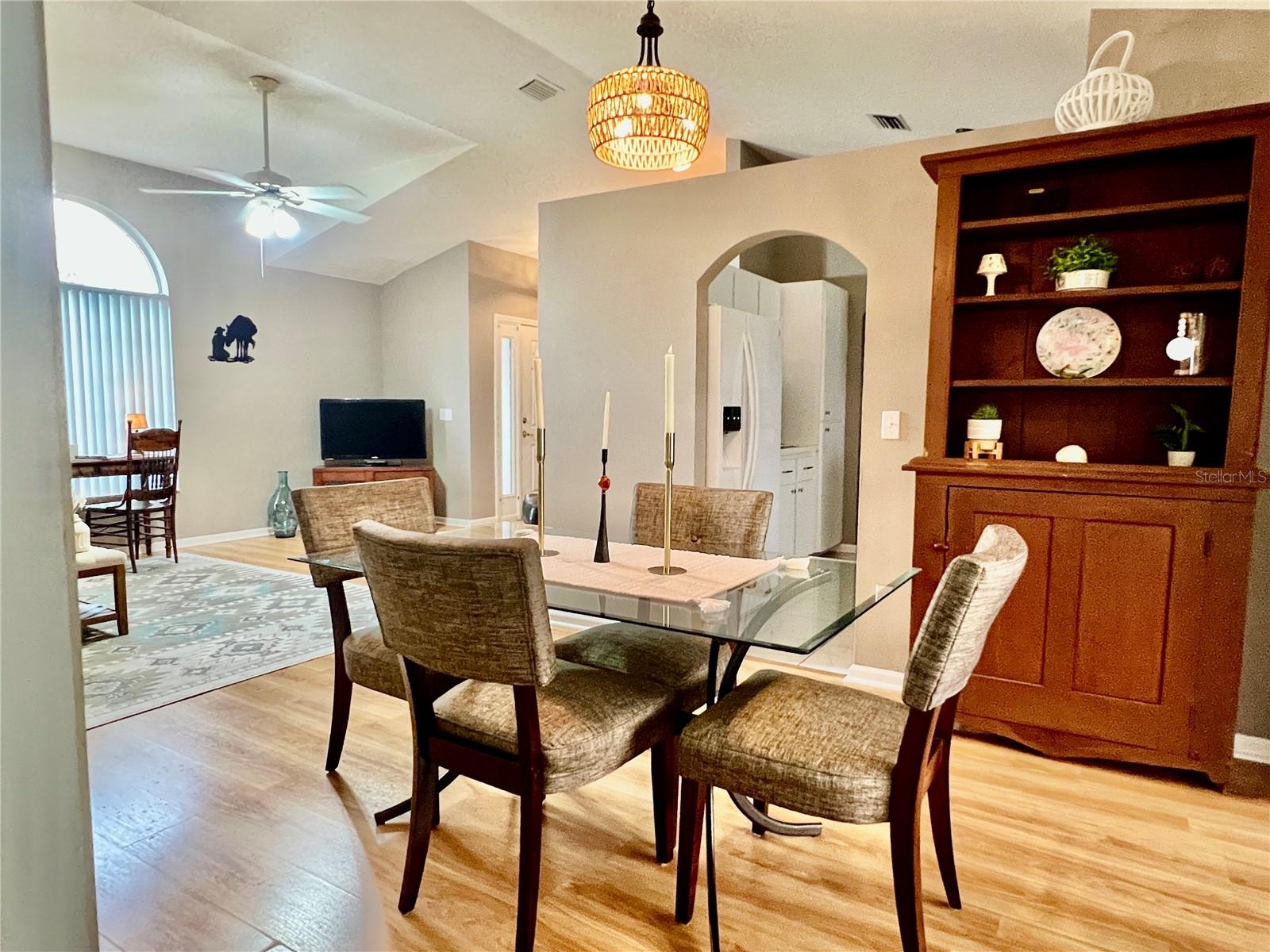 Image 11 of 72 For 2100 50th Circle