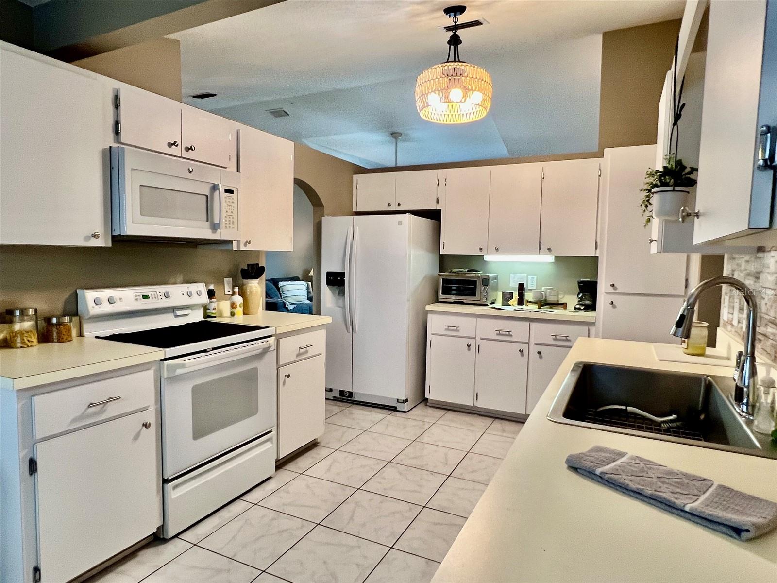 Image 14 of 72 For 2100 50th Circle