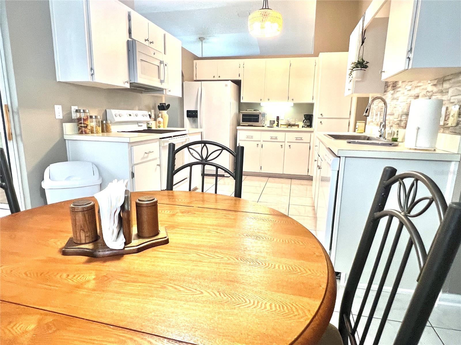 Image 20 of 72 For 2100 50th Circle