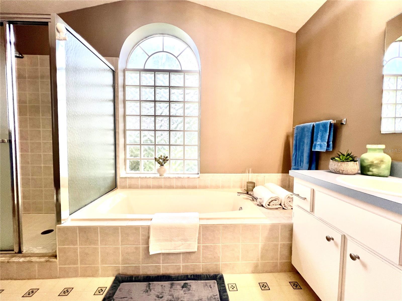 Image 37 of 72 For 2100 50th Circle