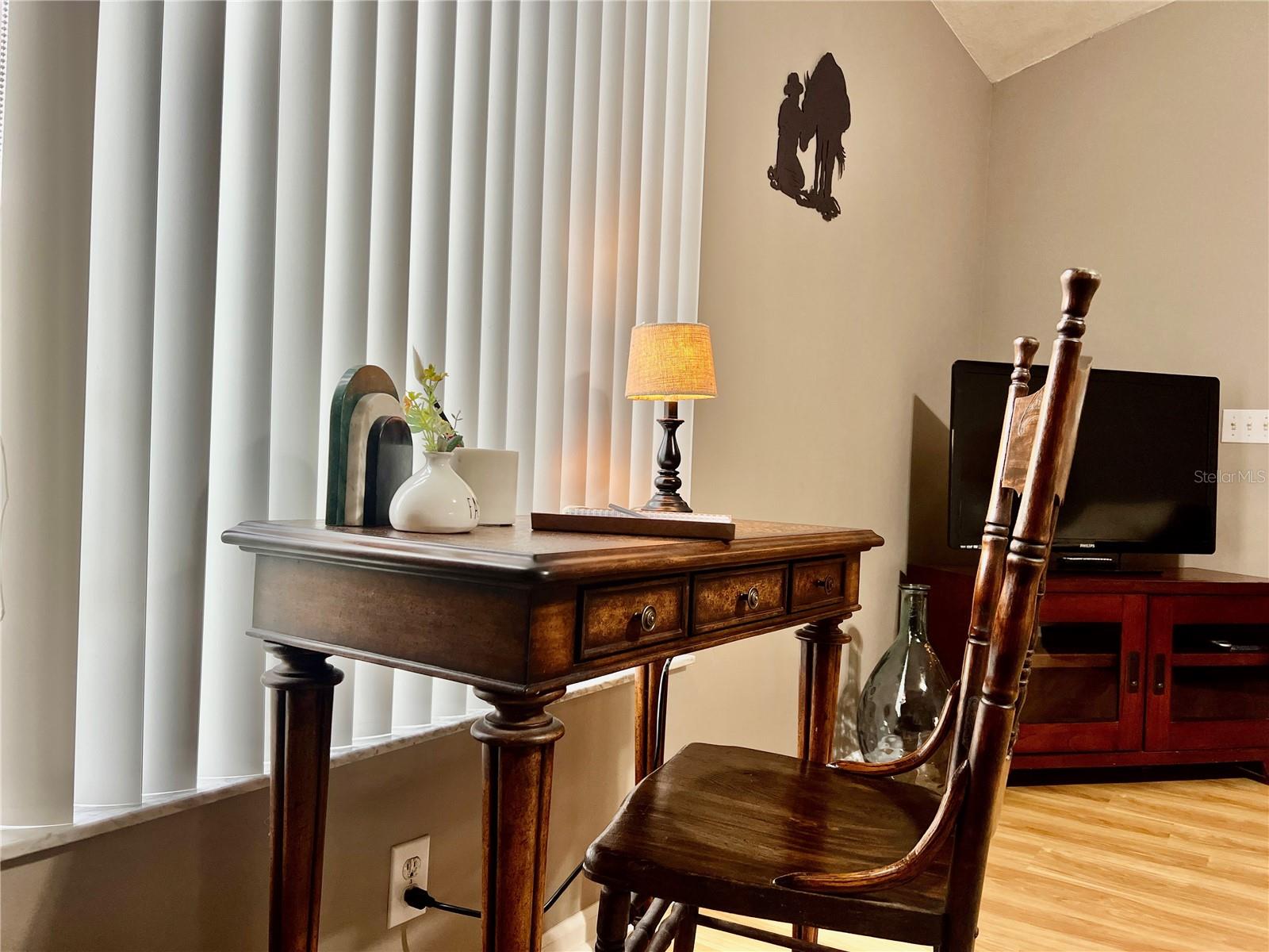 Image 8 of 72 For 2100 50th Circle