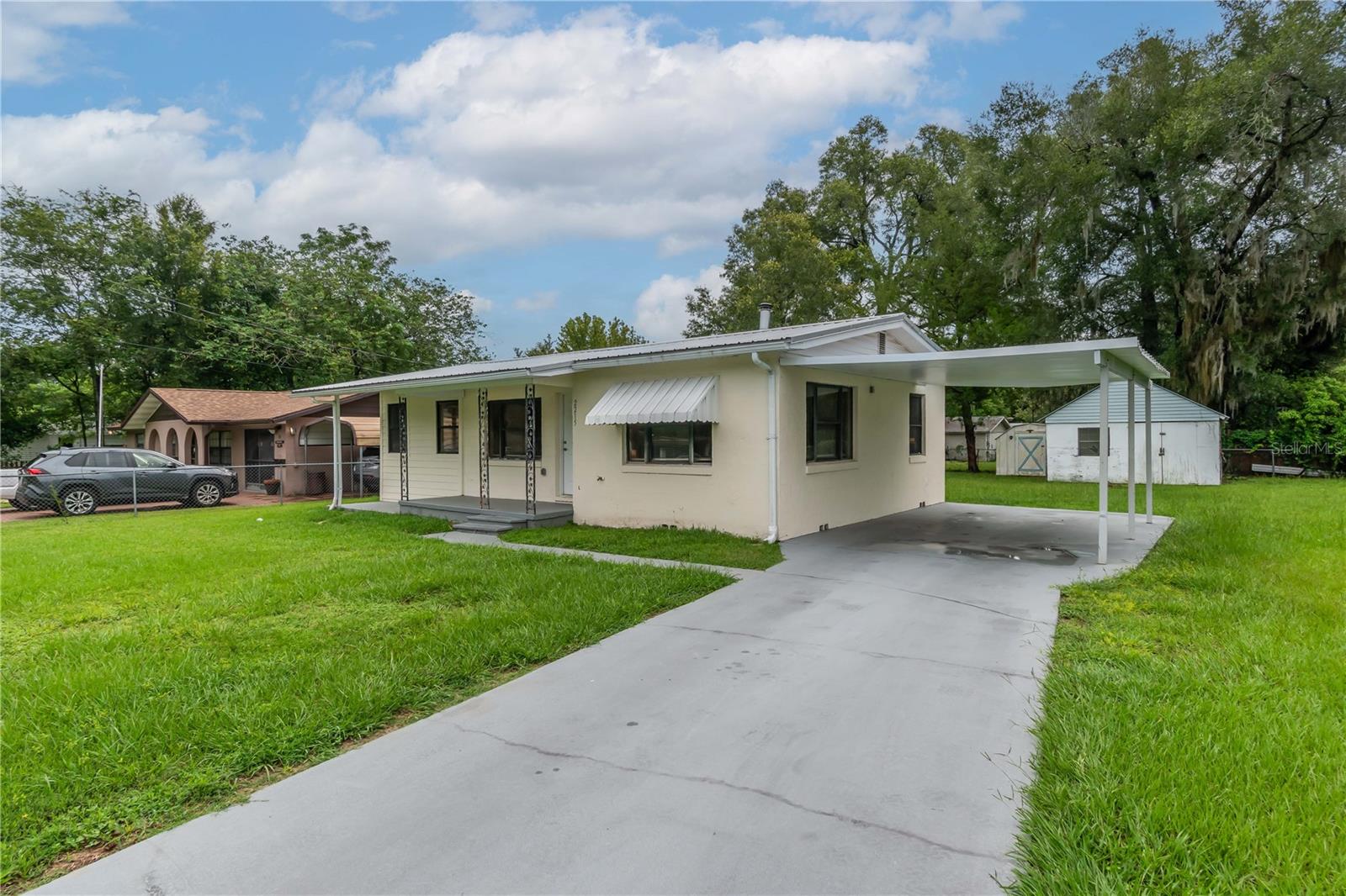 Image 2 of 17 For 2215 16th Court