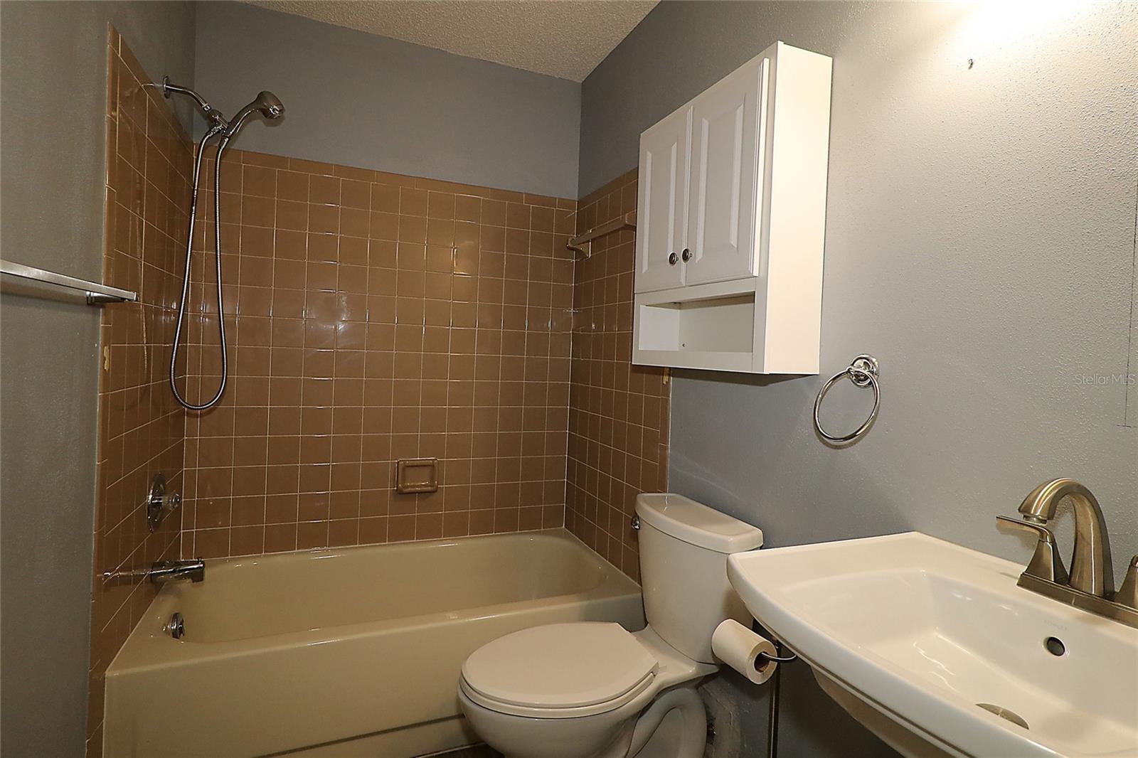 Image 11 of 26 For 8655 98th Street Road G