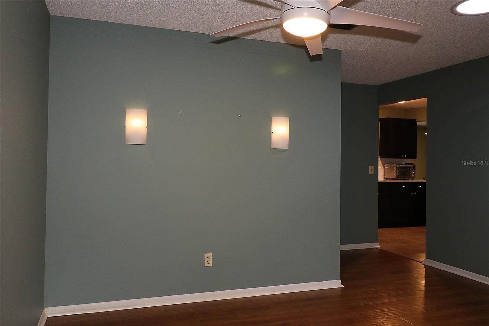 Image 5 of 26 For 8655 98th Street Road G