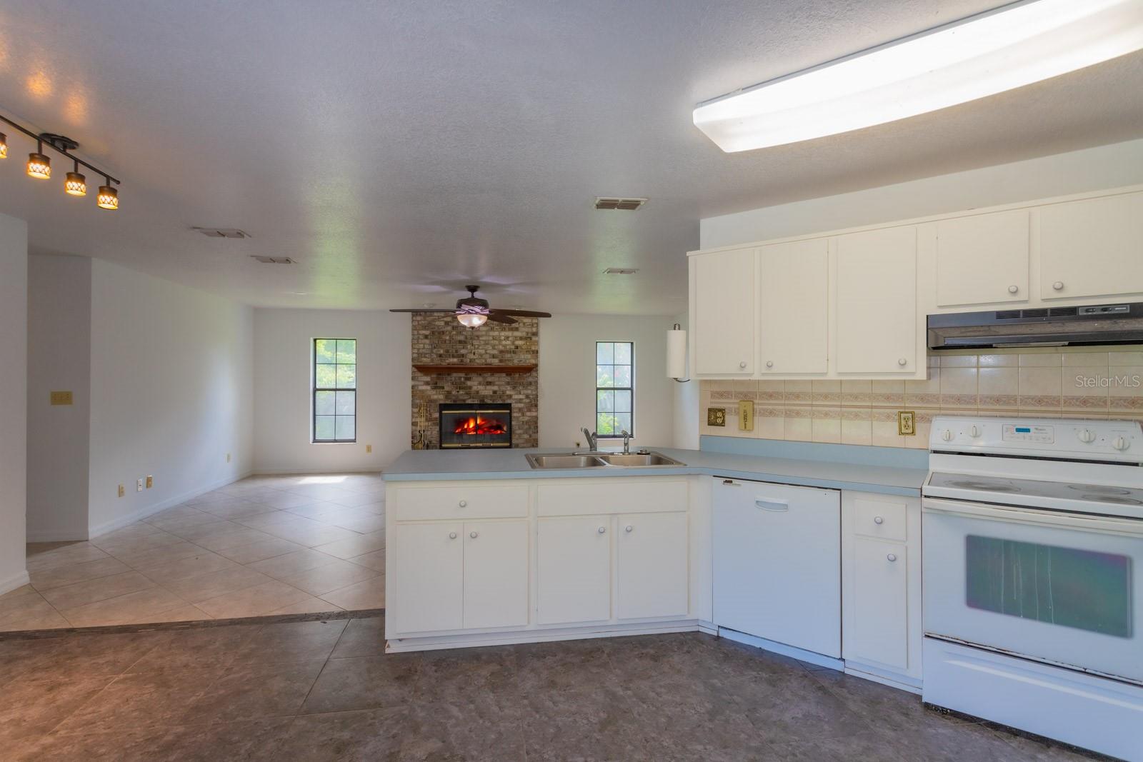 Image 5 of 21 For 205 53rd Street