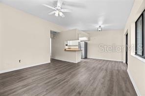 Image 6 of 11 For 4405 67th Terrace