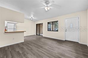 Image 7 of 11 For 4405 67th Terrace