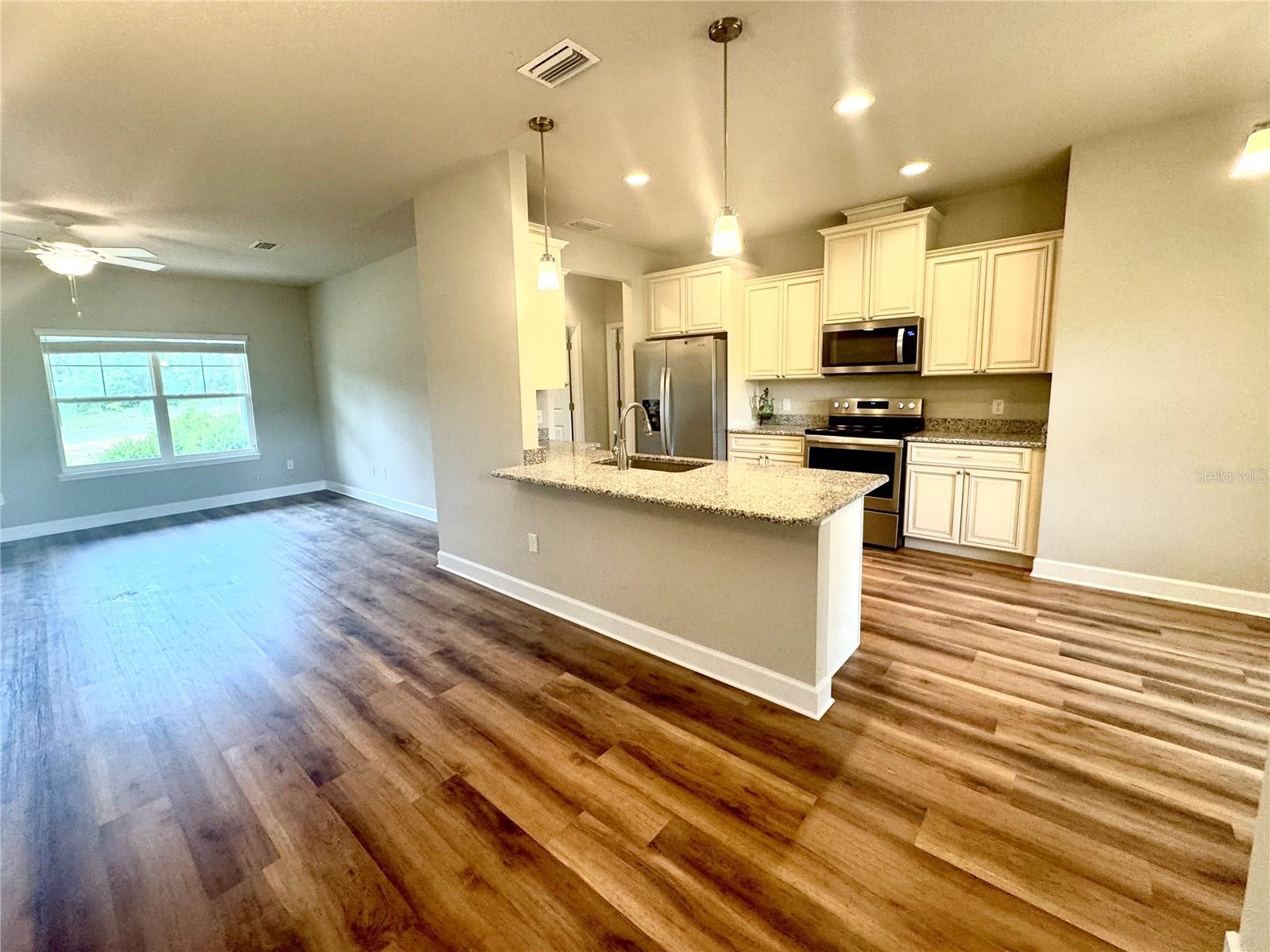 Image 13 of 25 For 451 151 Terrace