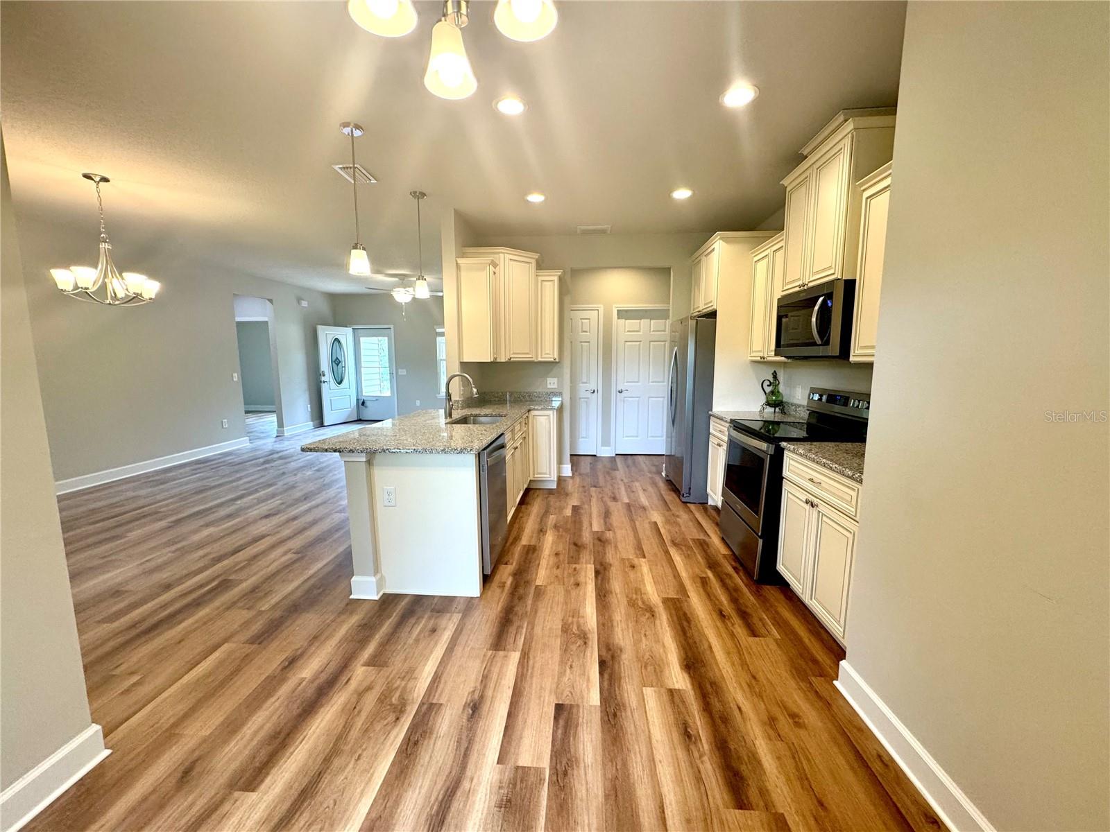 Image 16 of 25 For 451 151 Terrace