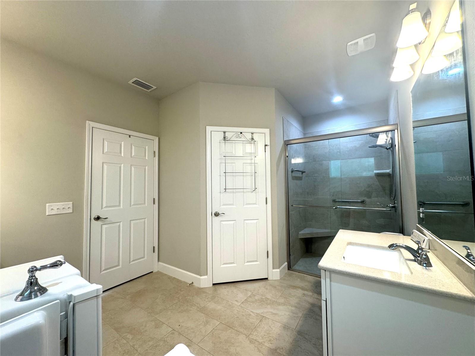 Image 21 of 25 For 451 151 Terrace