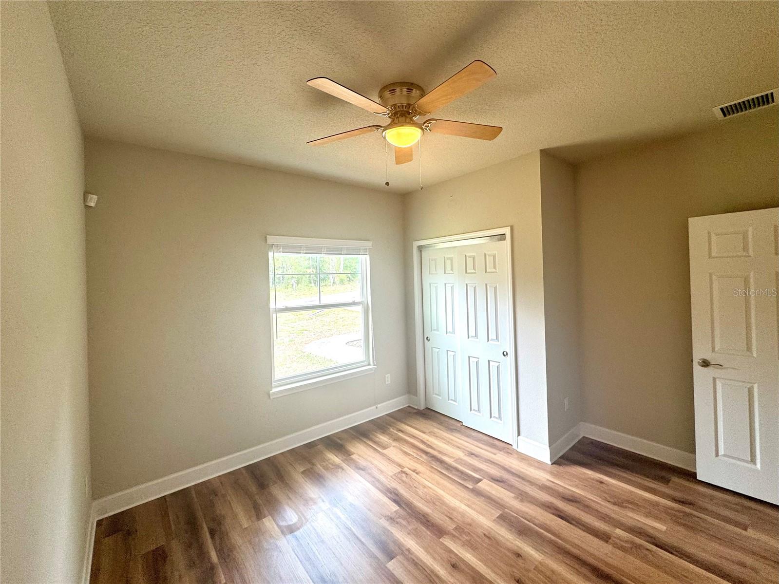 Image 4 of 25 For 451 151 Terrace