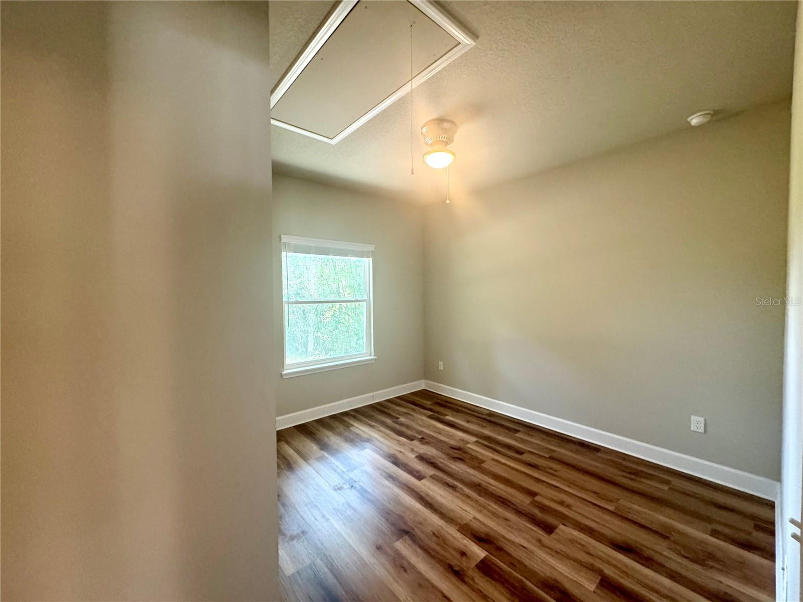 Image 8 of 25 For 451 151 Terrace