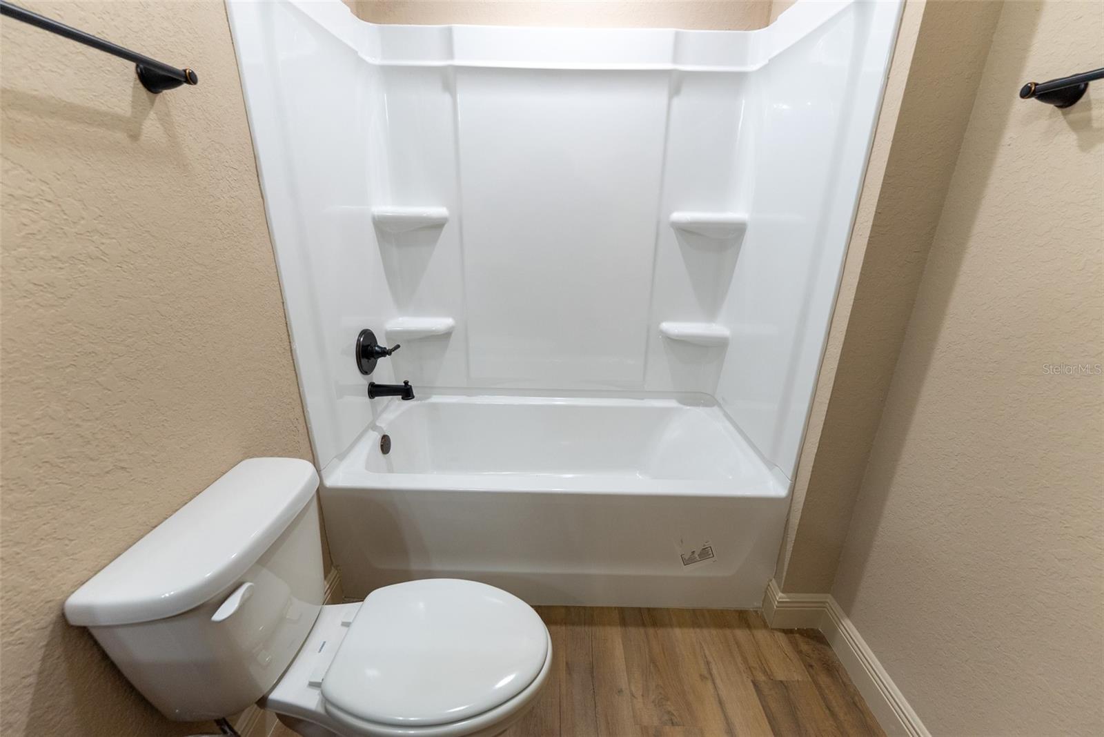 Listing photo id 57 for 3168 141st Place