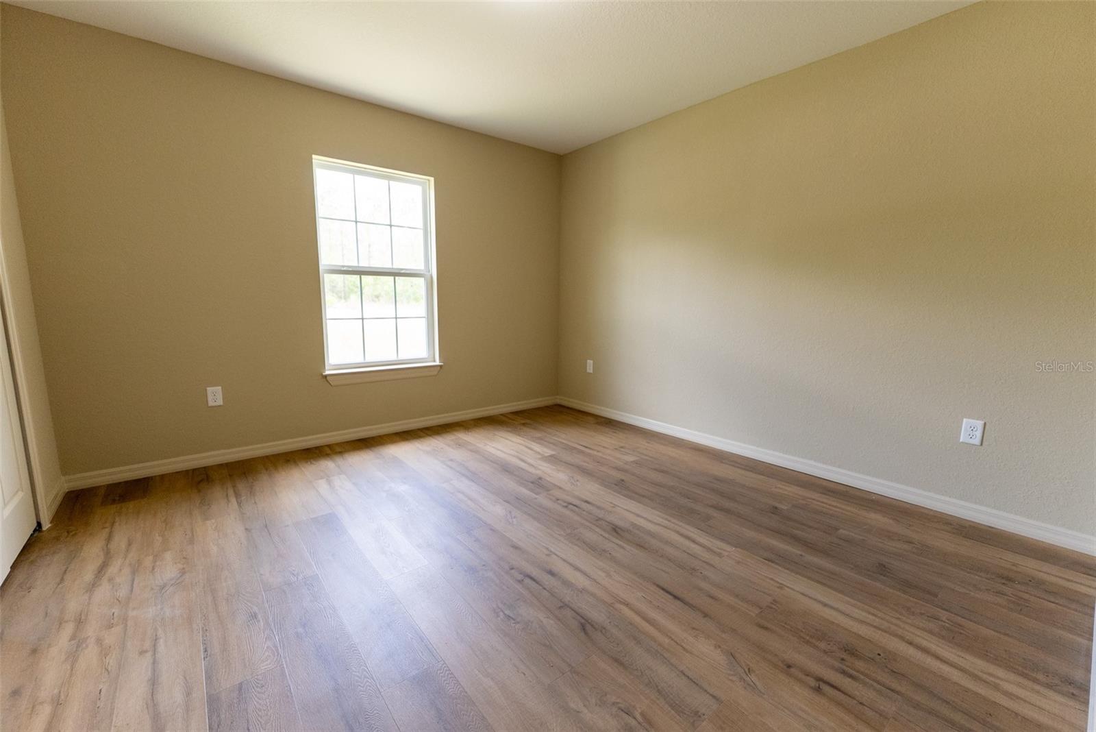 Image 33 of 42 For 5808 58th Terrace