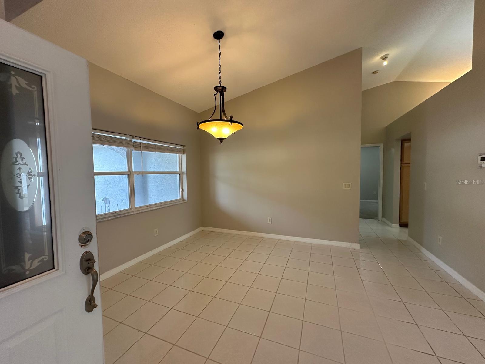 Image 10 of 26 For 30 Pinetree Drive