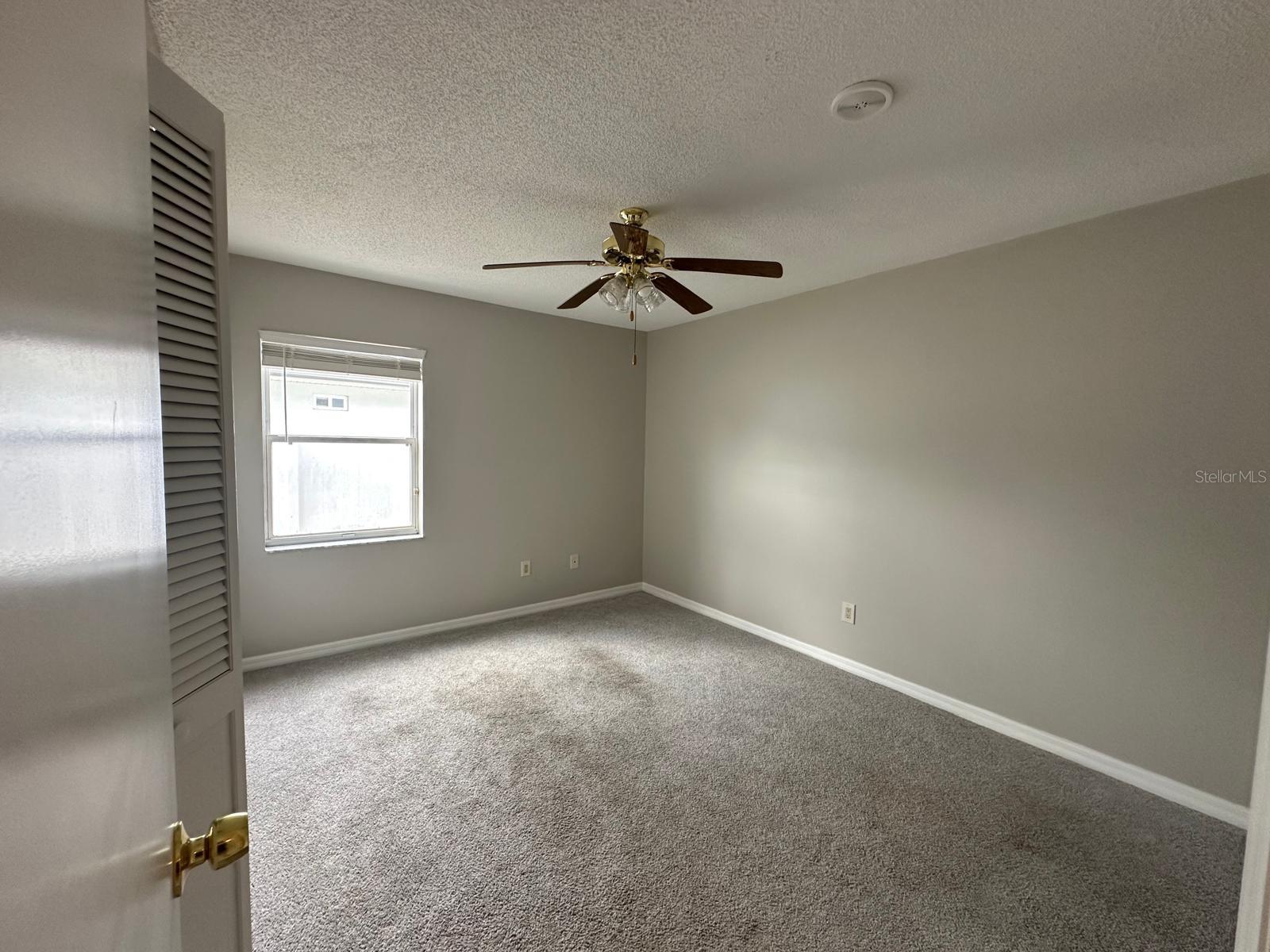 Image 13 of 26 For 30 Pinetree Drive