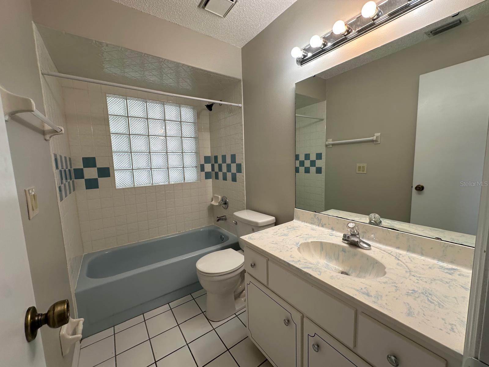 Image 19 of 26 For 30 Pinetree Drive