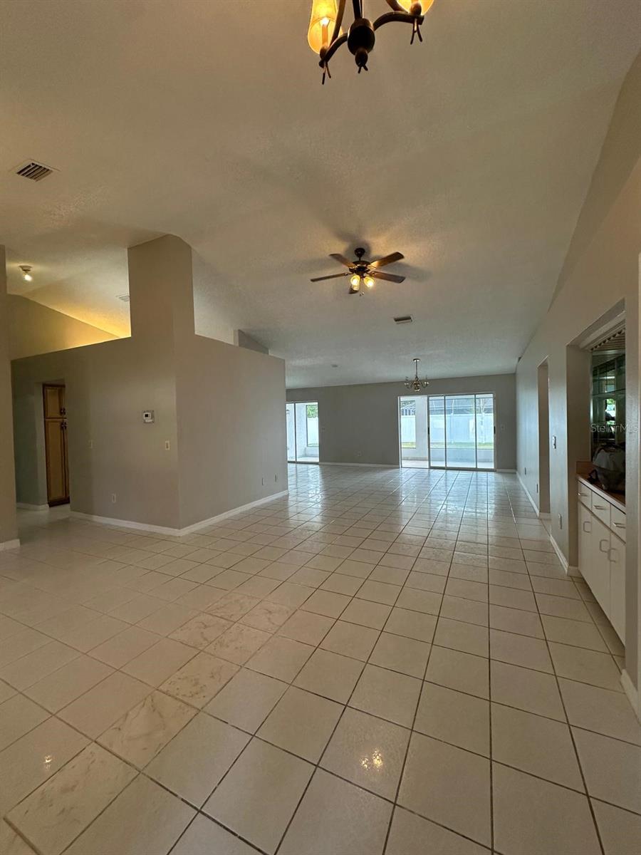 Image 9 of 26 For 30 Pinetree Drive