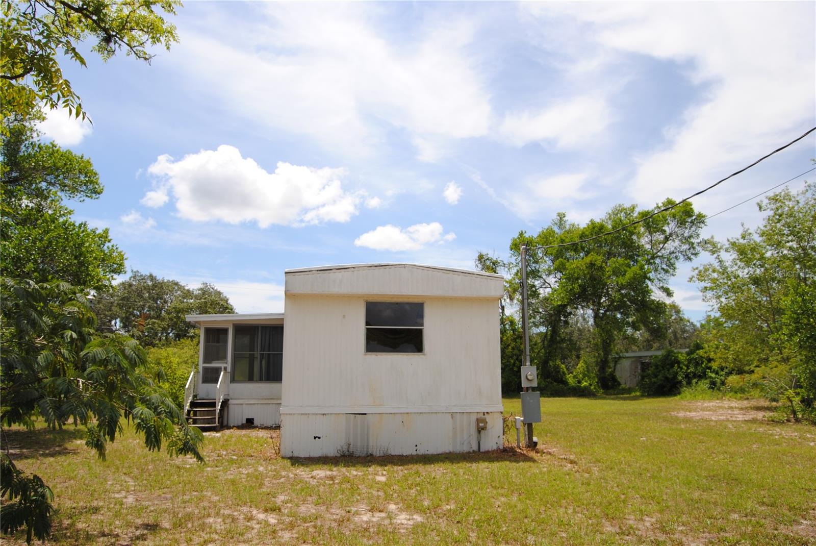 Image 3 of 55 For 5270 Glenbrook Street