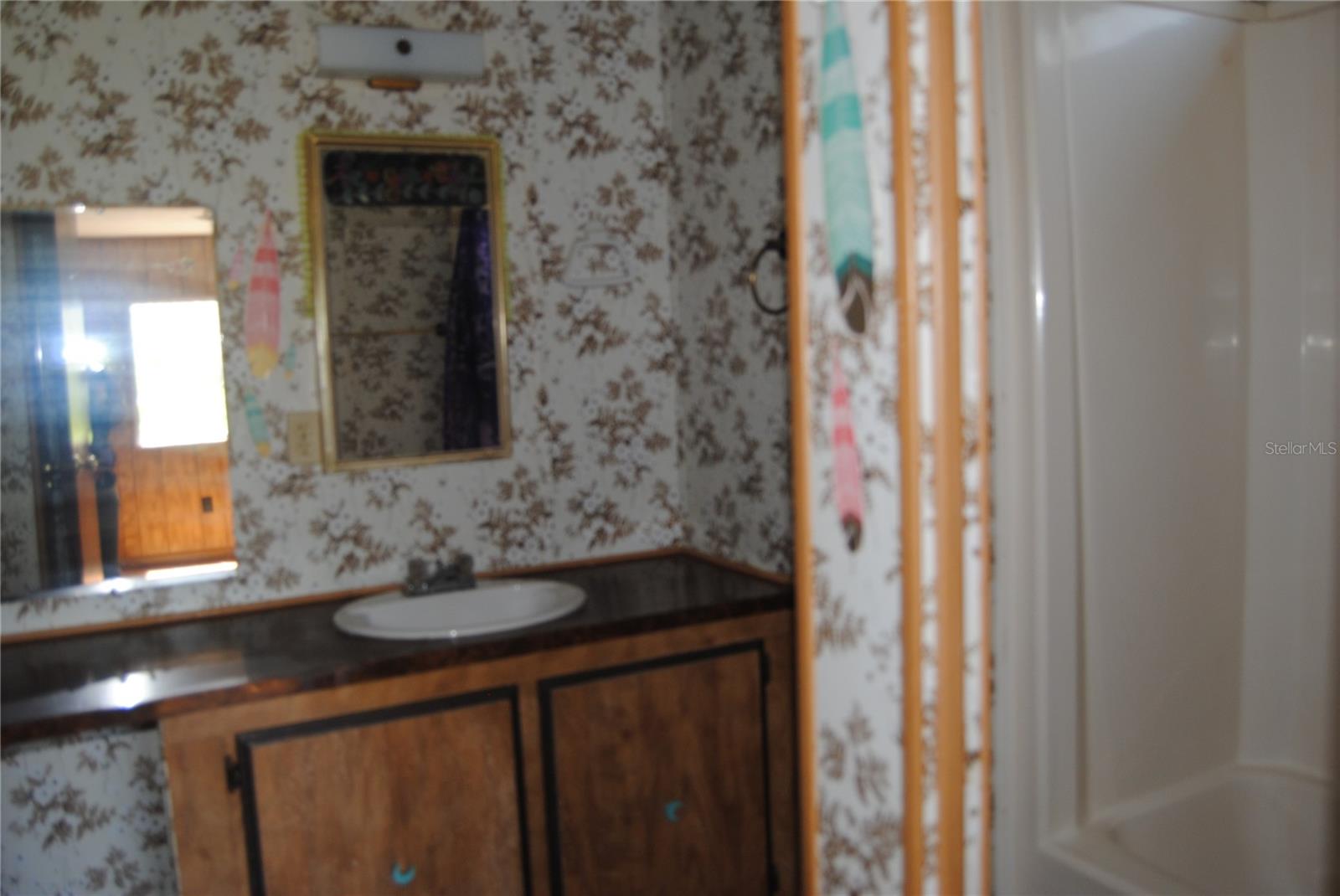 Image 32 of 55 For 5270 Glenbrook Street