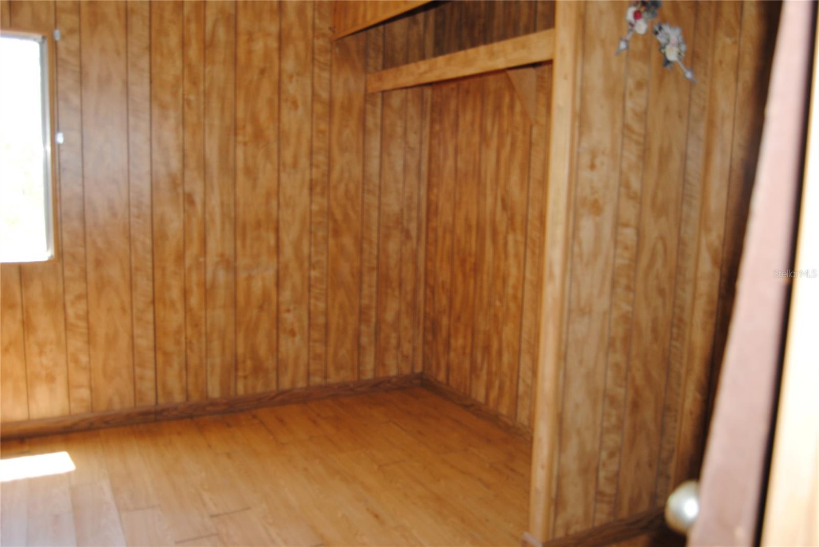 Image 33 of 55 For 5270 Glenbrook Street