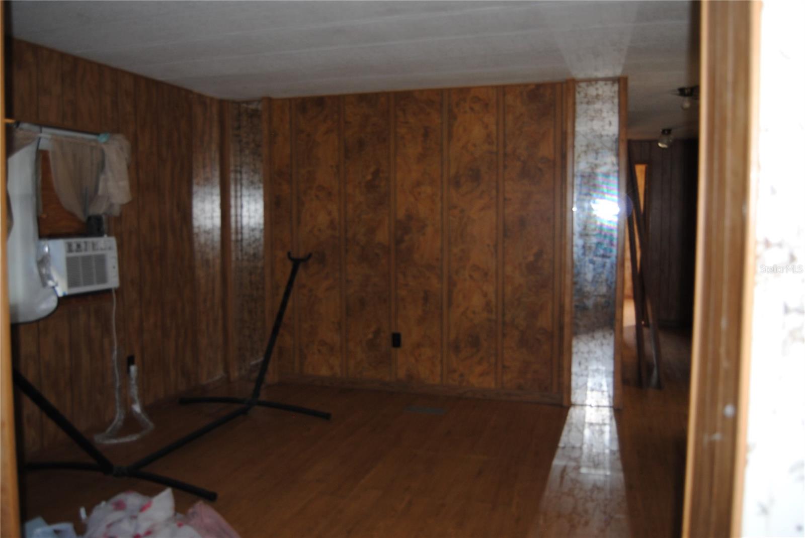 Image 38 of 55 For 5270 Glenbrook Street