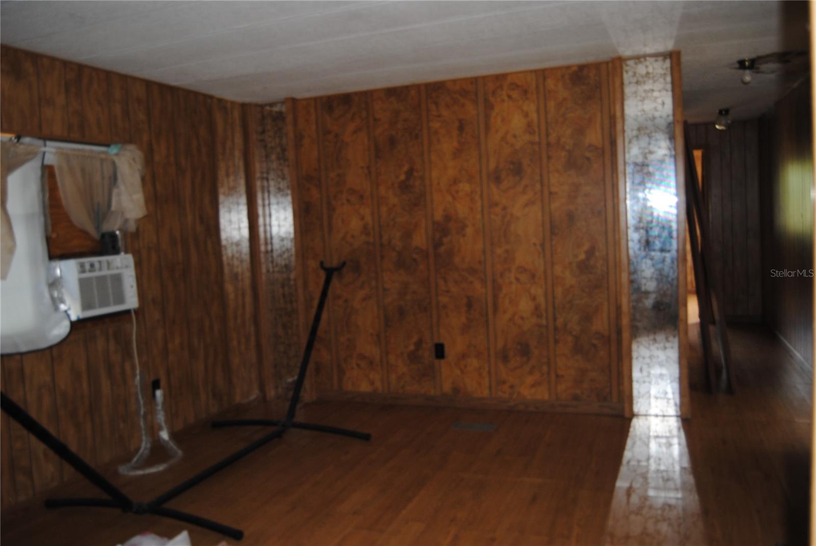 Image 39 of 55 For 5270 Glenbrook Street