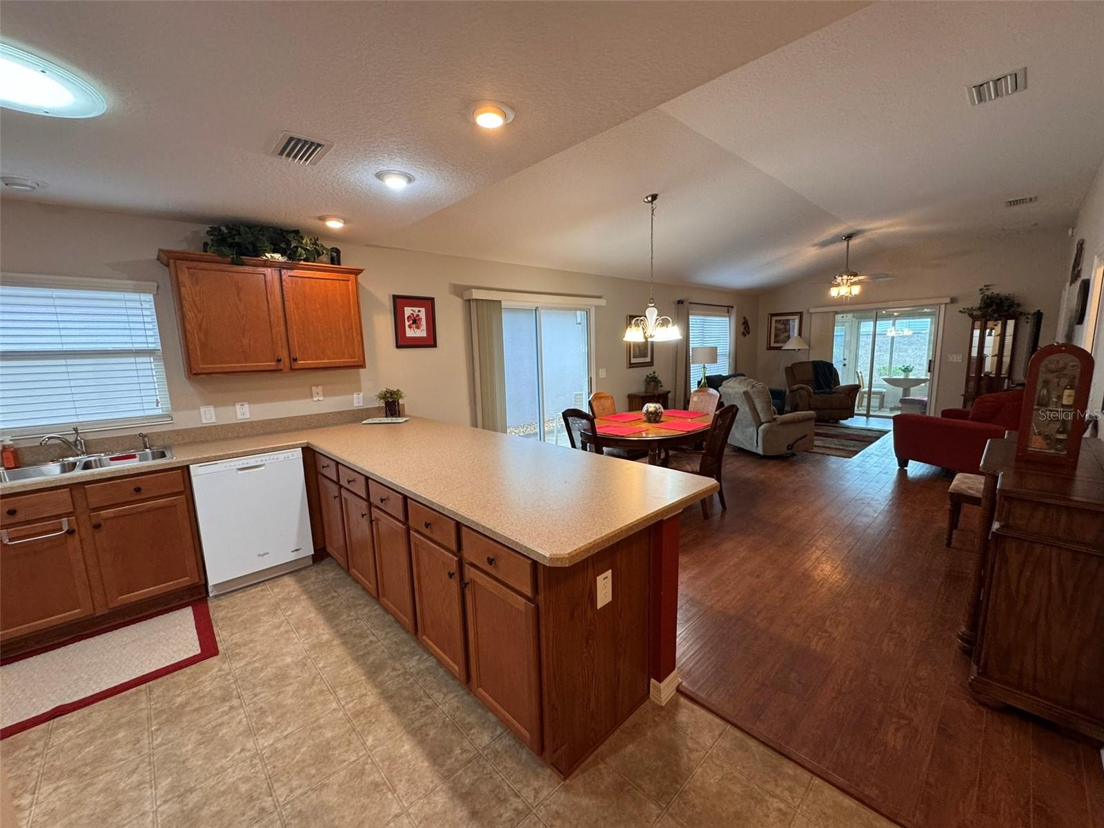 Image 3 of 26 For 3076 Gulfport Court