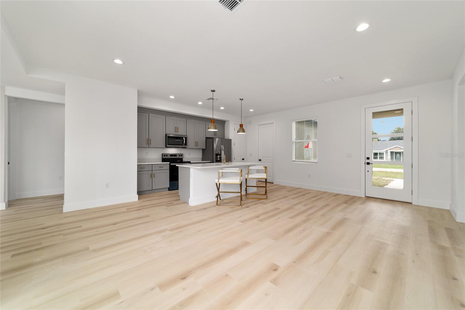 Image 10 of 62 For 5 Dogwood Loop Avenue