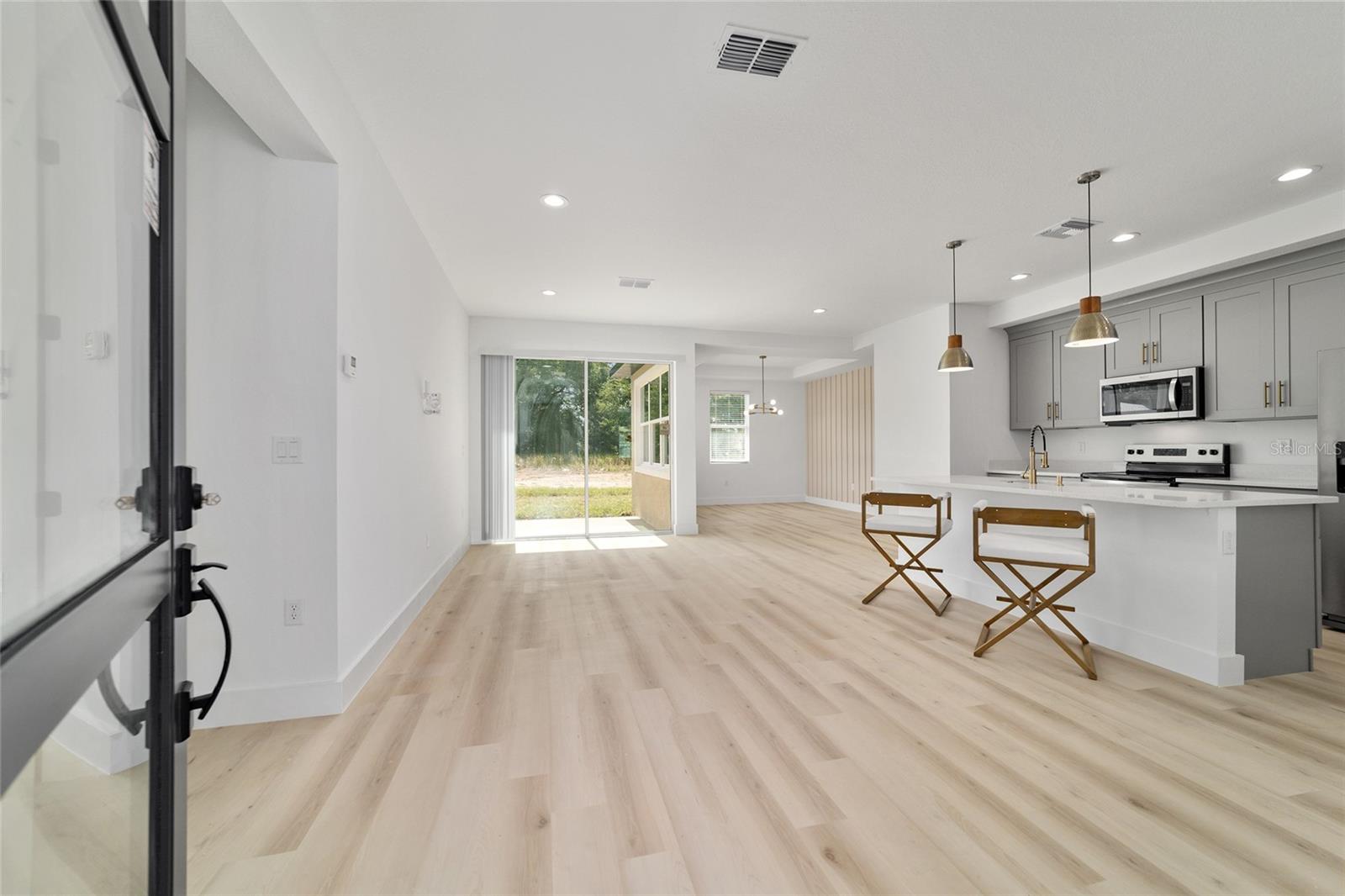 Image 7 of 62 For 5 Dogwood Loop Avenue